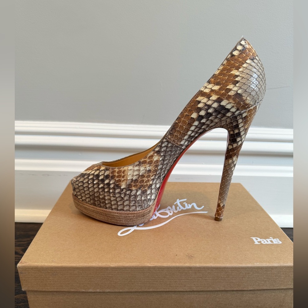 Christian Louboutin Python Lady Peeps - Picture 4 of 8